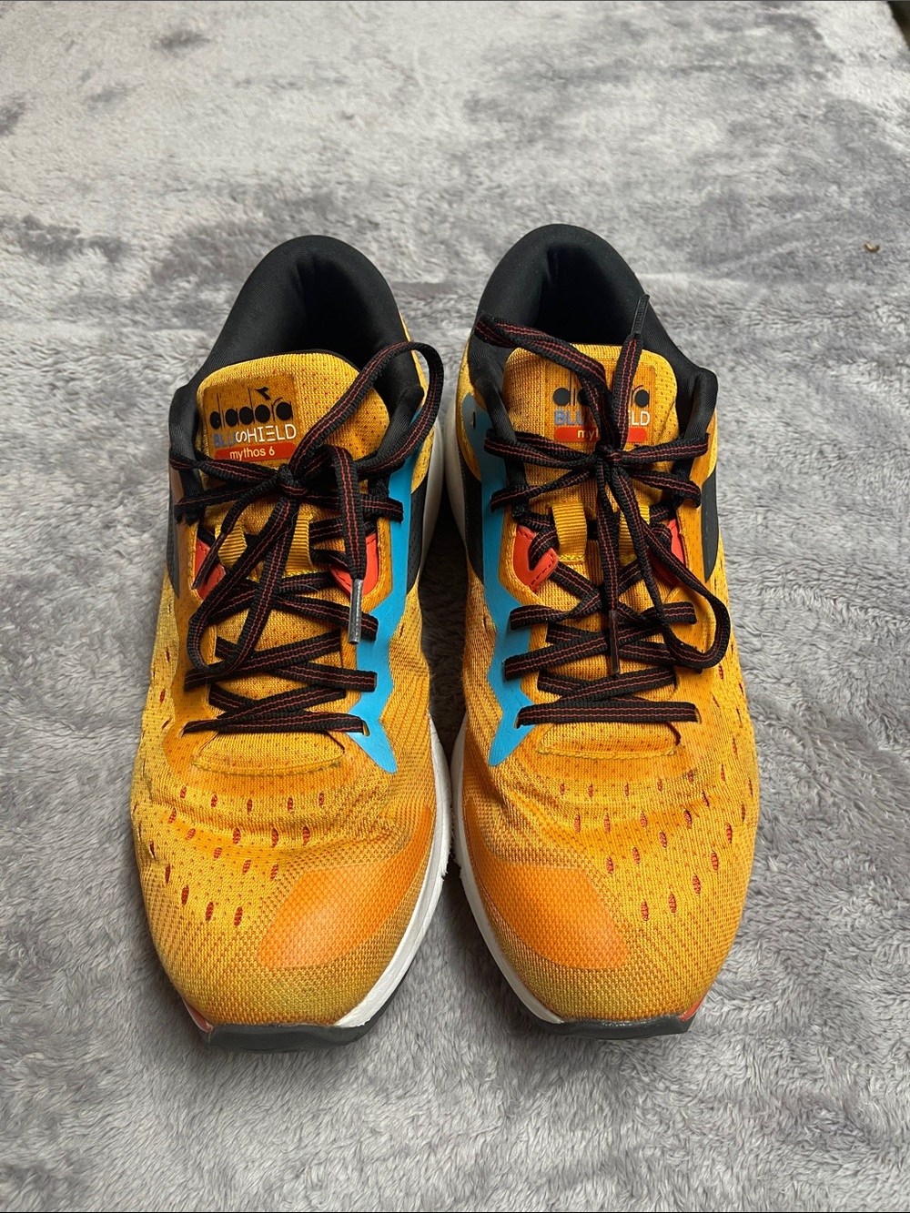 Diadora Men’s Mythos 6 Running Shoes size 10